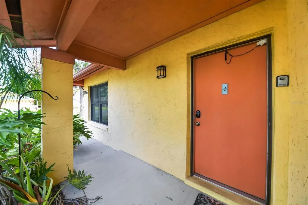 5325 Barefoot Path Kissimmee FL 34746