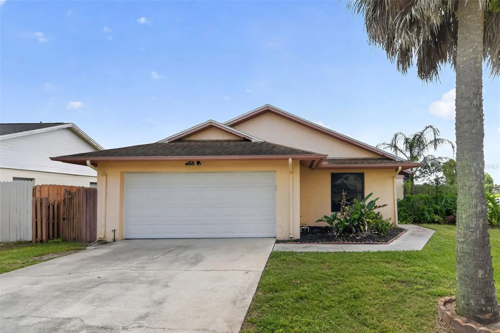 5325 Barefoot Path Kissimmee FL 34746