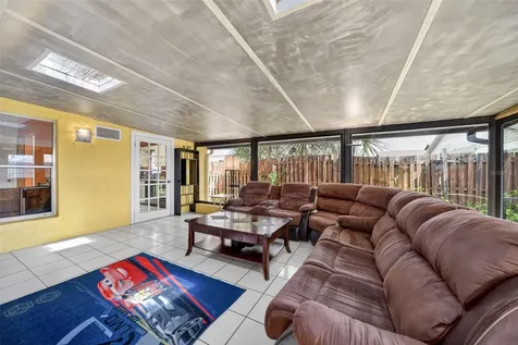 5325 Barefoot Path Kissimmee FL 34746