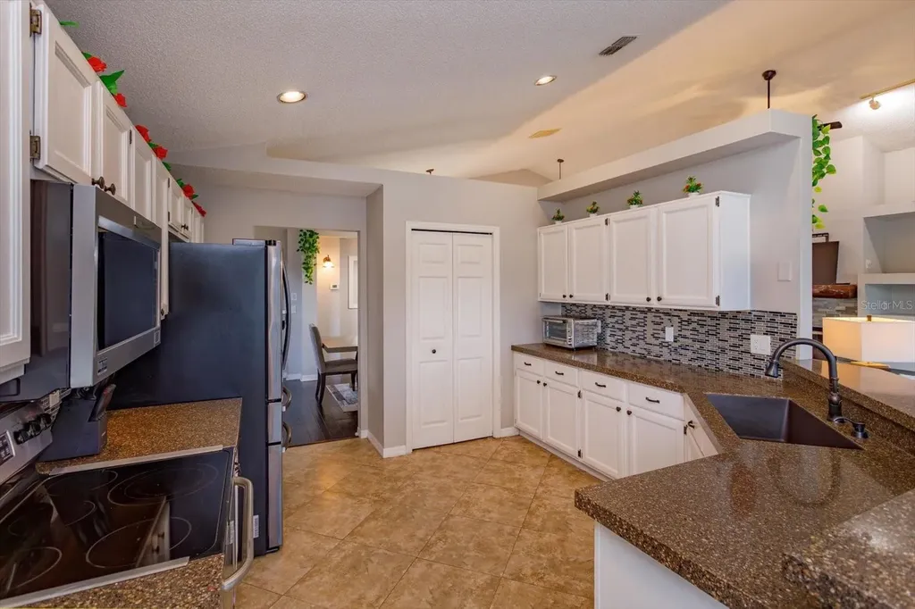 22 Moor Green Court Ocoee FL 34761