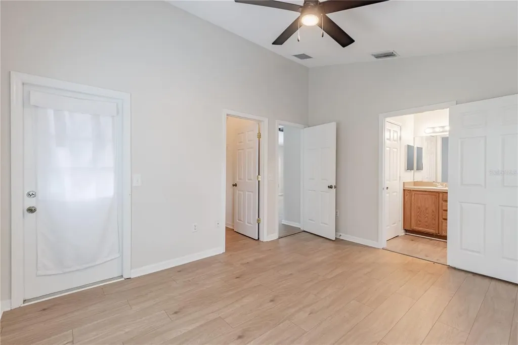 31080 Lochmore Circle Sorrento FL 32776