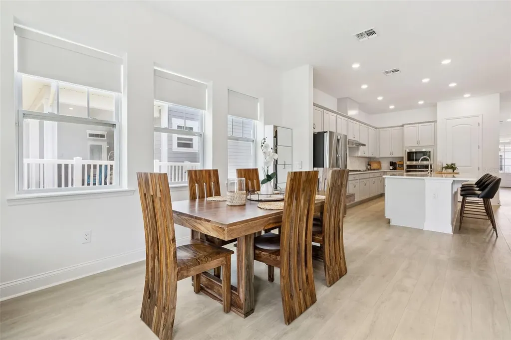 1108 Riverway Drive Oakland FL 34787