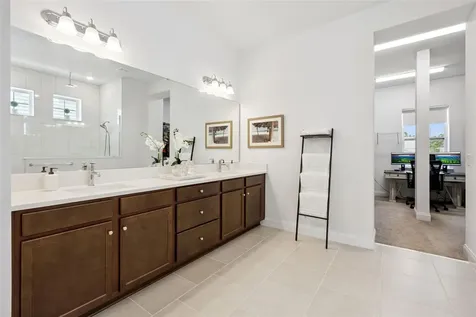 1108 Riverway Drive Oakland FL 34787
