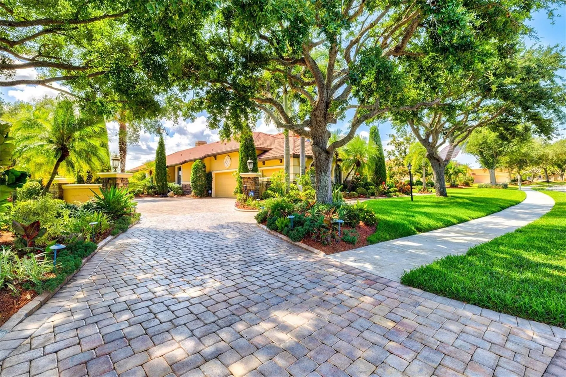 7365 S Serenoa Drive Sarasota FL 34241