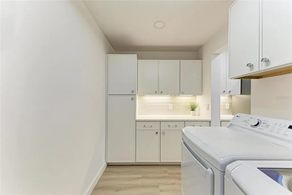 6688 Schooner Bay Circle Sarasota FL 34231