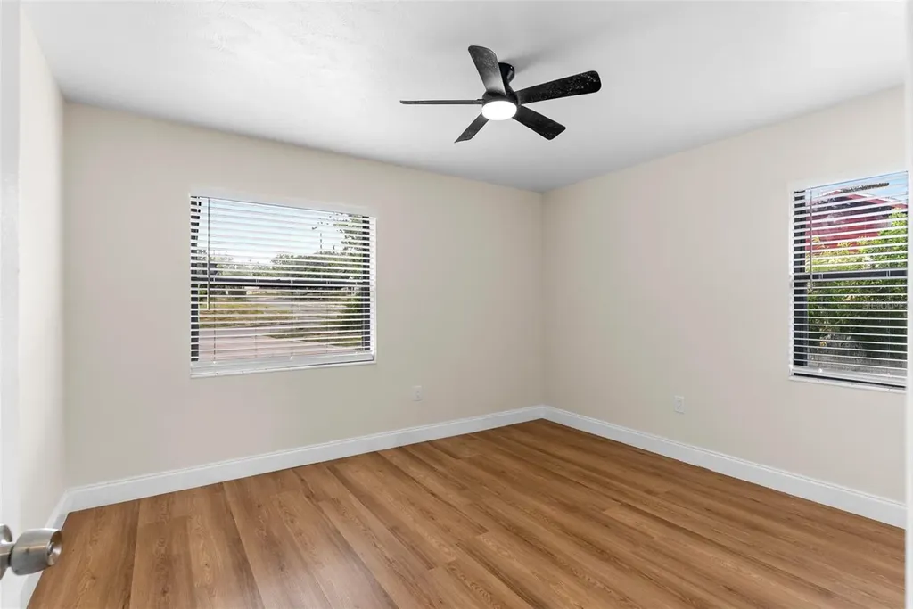 2233 Wolf Road Orlando FL 32808