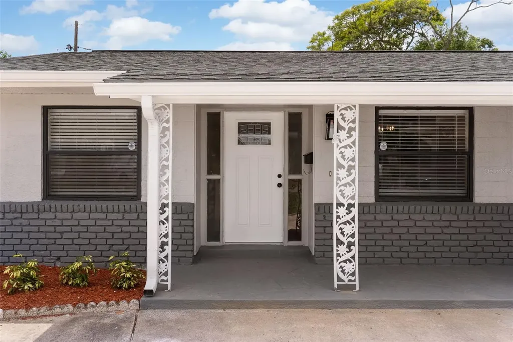 2233 Wolf Road Orlando FL 32808
