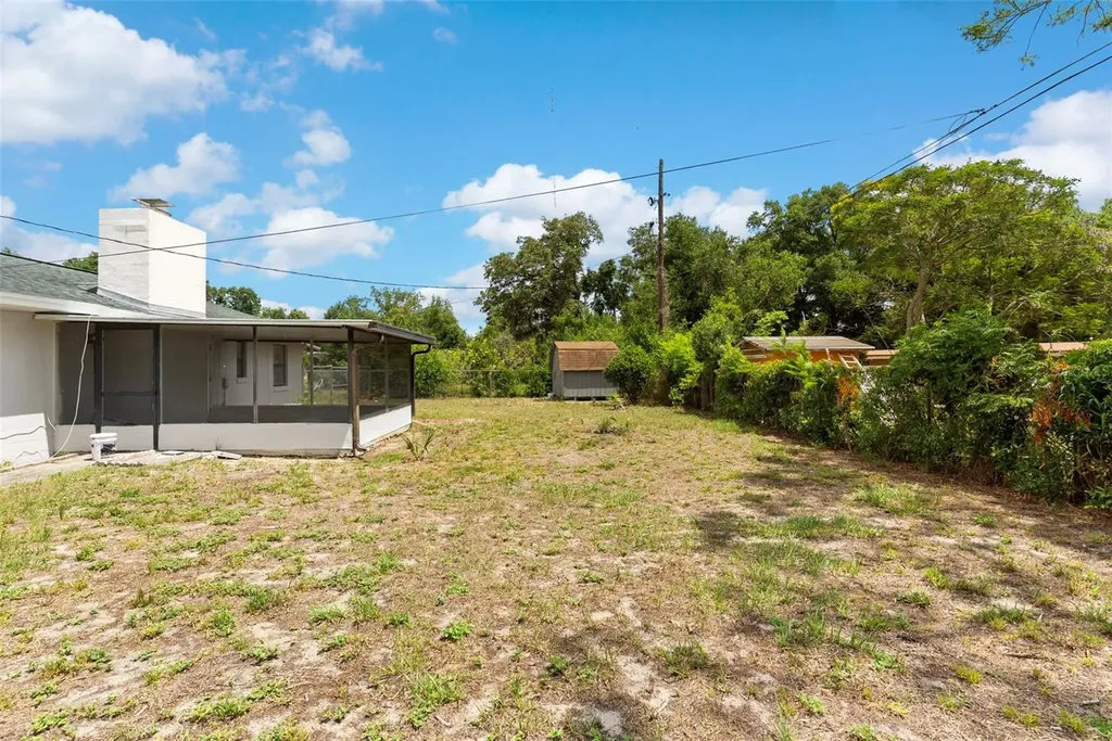 2233 Wolf Road Orlando FL 32808