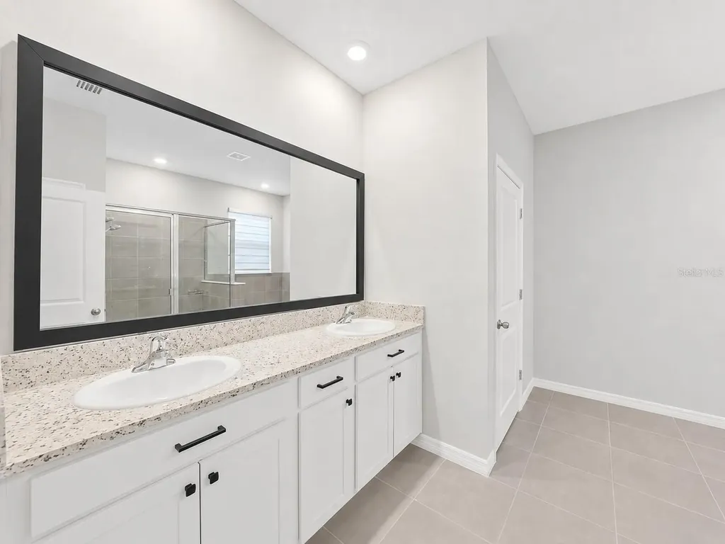 8469 Hardy Bay Loop Wesley Chapel FL 33545