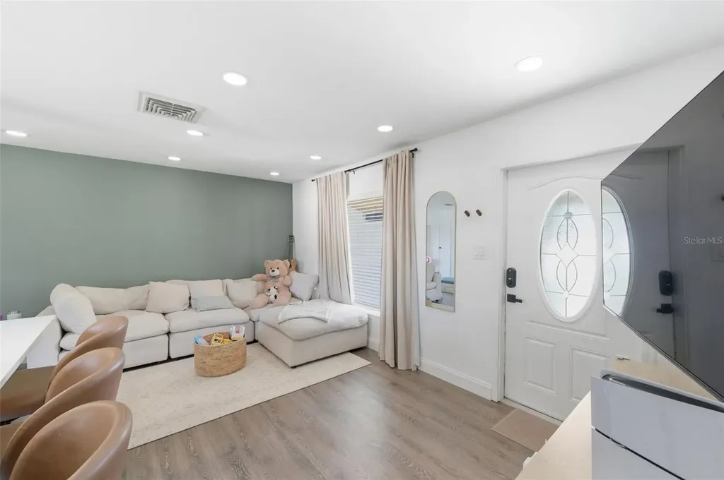 2150 76th Street N St Petersburg FL 33710
