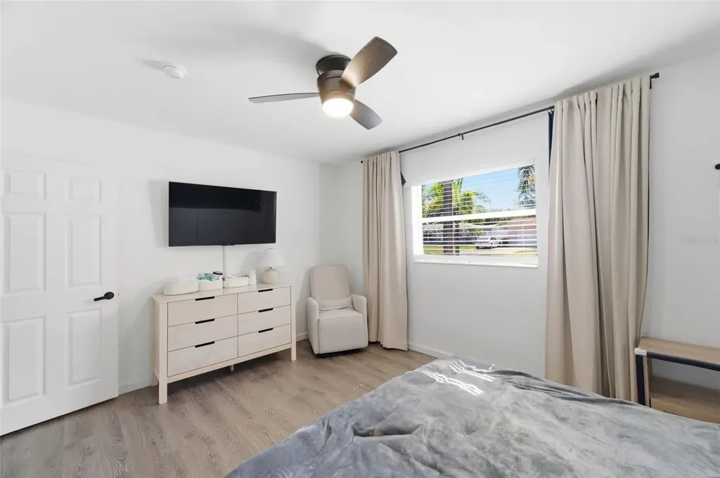 2150 76th Street N St Petersburg FL 33710