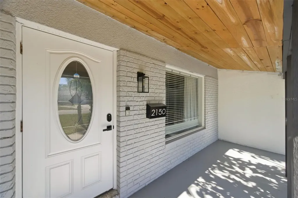 2150 76th Street N St Petersburg FL 33710