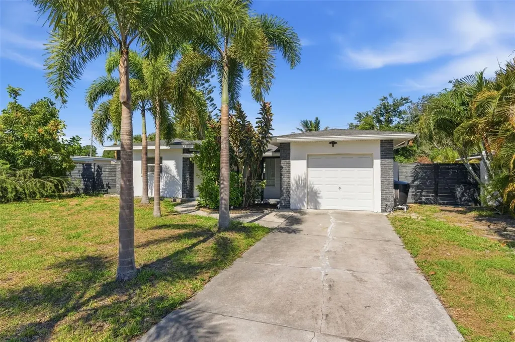2150 76th Street N St Petersburg FL 33710