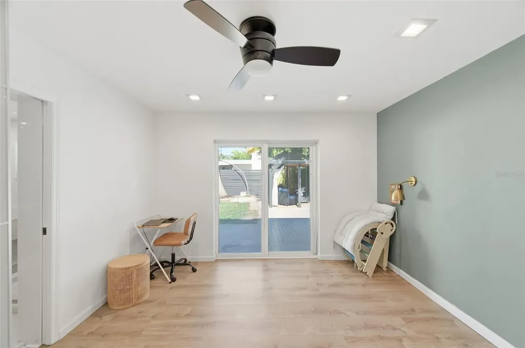 2150 76th Street N St Petersburg FL 33710