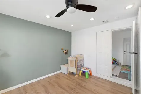 2150 76th Street N St Petersburg FL 33710