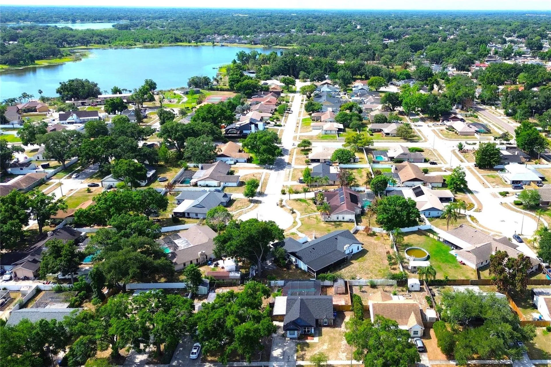 851 Sunridge Point Drive Seffner FL 33584