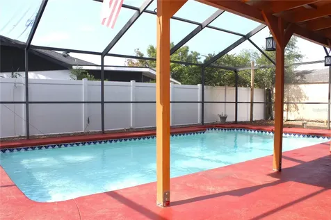 851 Sunridge Point Drive Seffner FL 33584