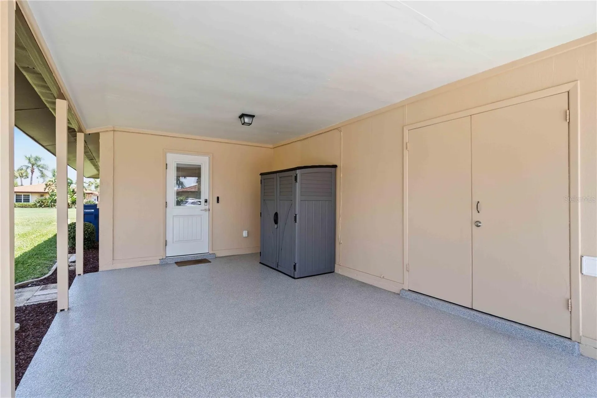 3303 Cambridge Avenue Bradenton FL 34207