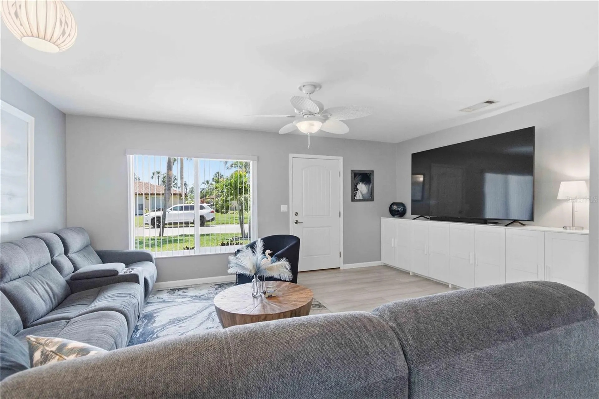 3303 Cambridge Avenue Bradenton FL 34207