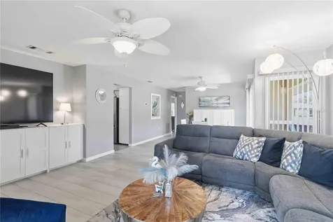 3303 Cambridge Avenue Bradenton FL 34207