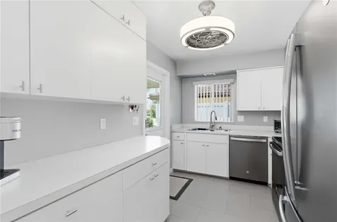 3303 Cambridge Avenue Bradenton FL 34207