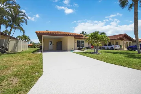 3303 Cambridge Avenue Bradenton FL 34207
