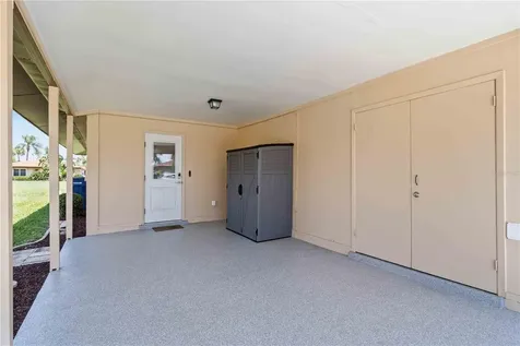 3303 Cambridge Avenue Bradenton FL 34207