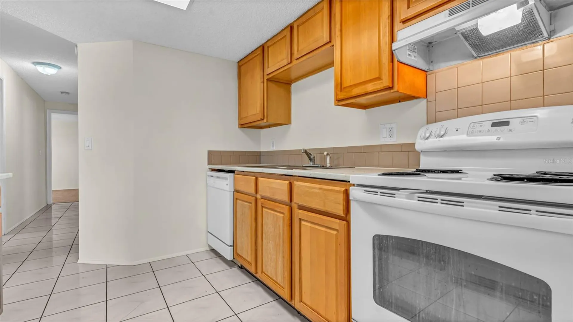 122 Loblolly Court Oldsmar FL 34677