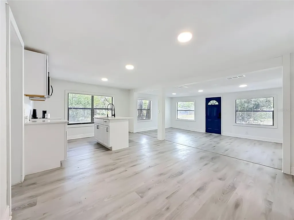 8414 N 20th Street Tampa FL 33604