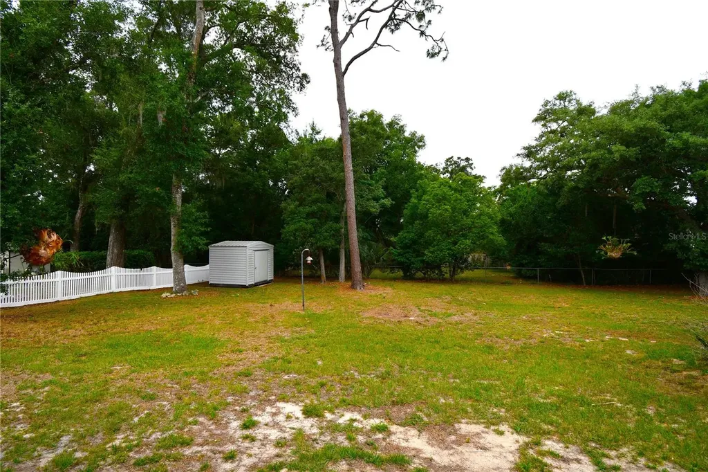 2898 Alameda Del Norte Eustis FL 32726