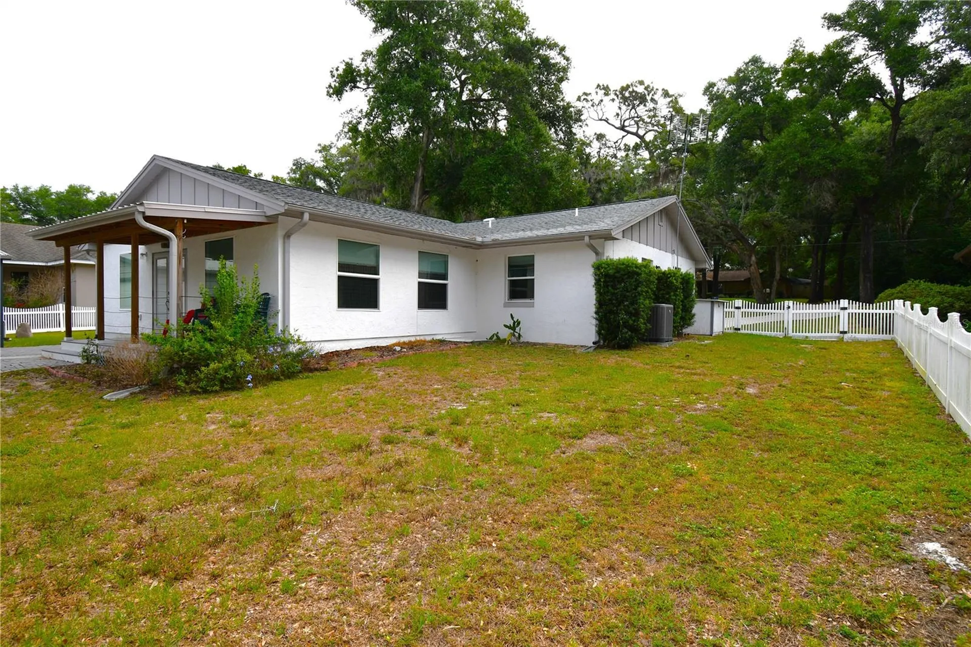 2898 Alameda Del Norte Eustis FL 32726