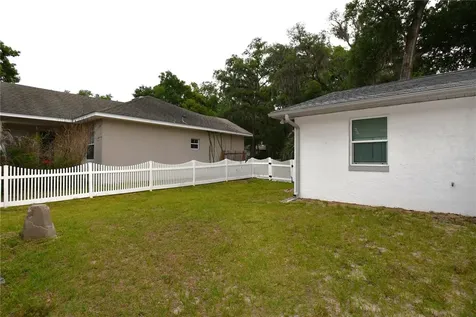 2898 Alameda Del Norte Eustis FL 32726