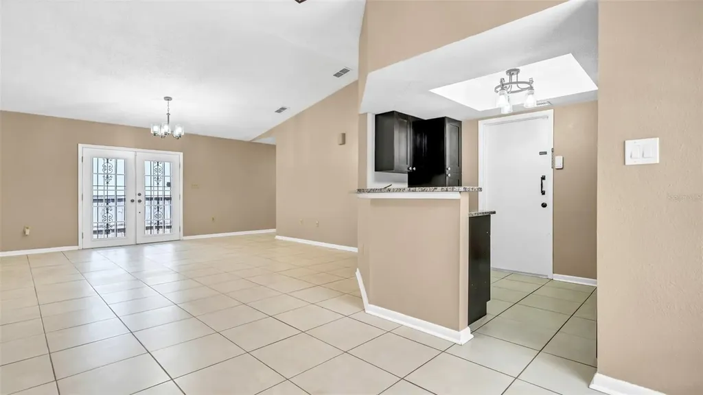 2610 E Lake Avenue Tampa FL 33610