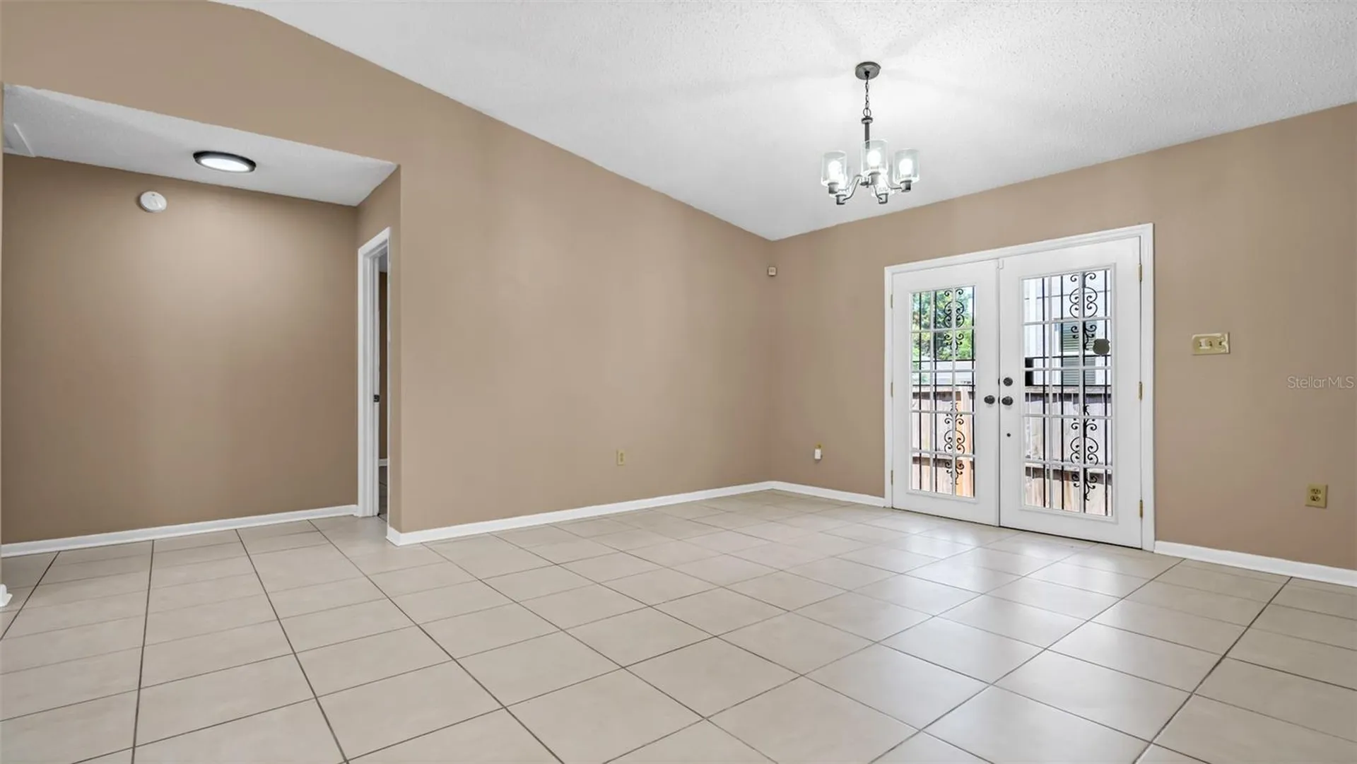 2610 E Lake Avenue Tampa FL 33610