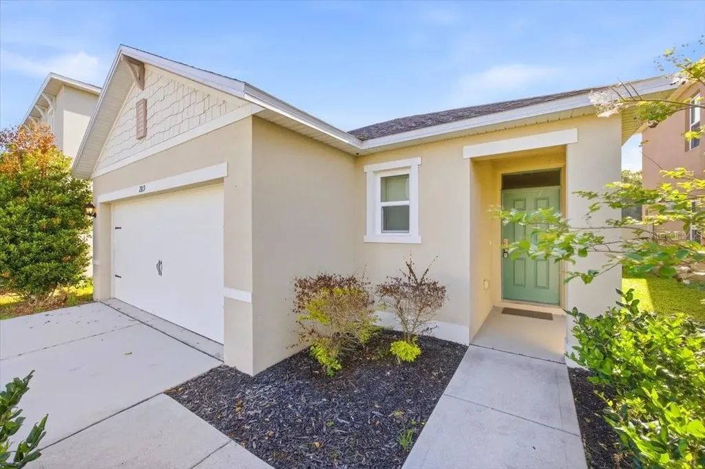 289 Gina Lane Davenport FL 33837