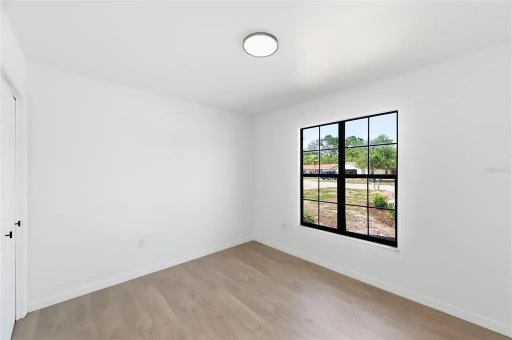 7457 Galloway Road Weeki Wachee FL 34613