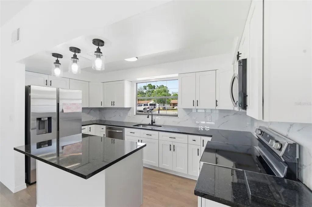 7457 Galloway Road Weeki Wachee FL 34613