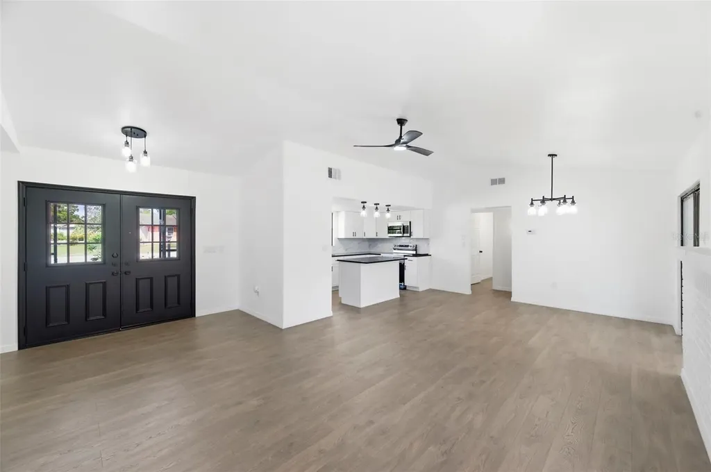 7457 Galloway Road Weeki Wachee FL 34613