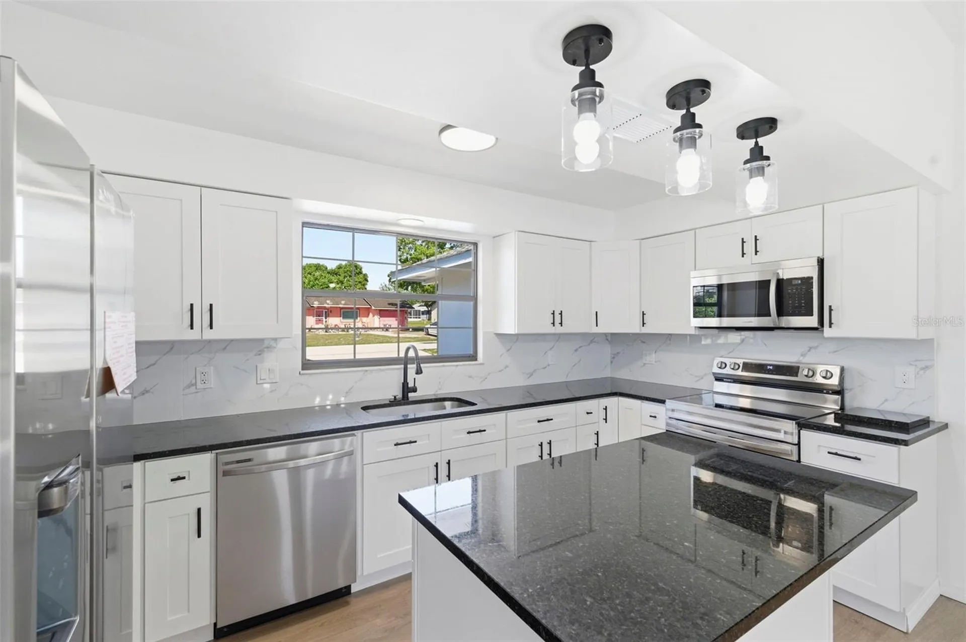 7457 Galloway Road Weeki Wachee FL 34613