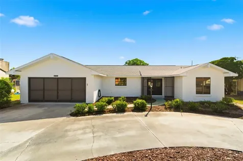 7457 Galloway Road Weeki Wachee FL 34613