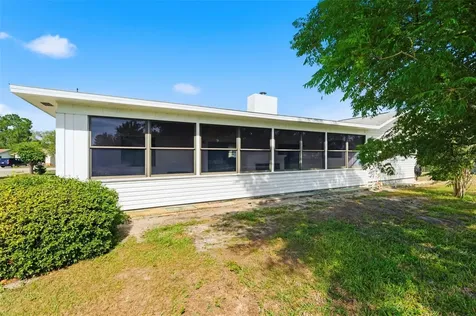 7457 Galloway Road Weeki Wachee FL 34613