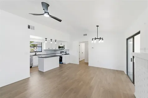 7457 Galloway Road Weeki Wachee FL 34613