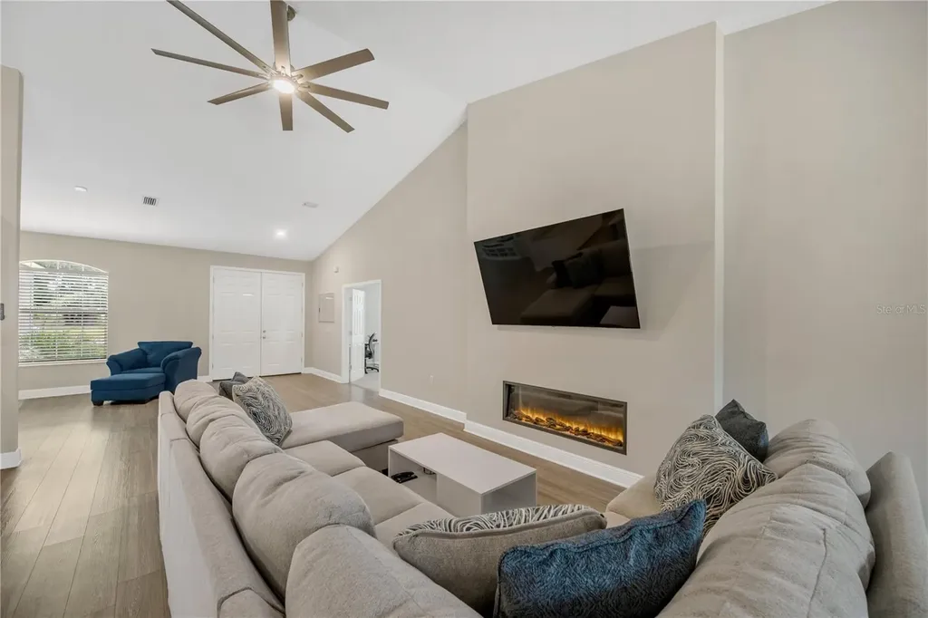 10920 Flint Estates Drive Thonotosassa FL 33592