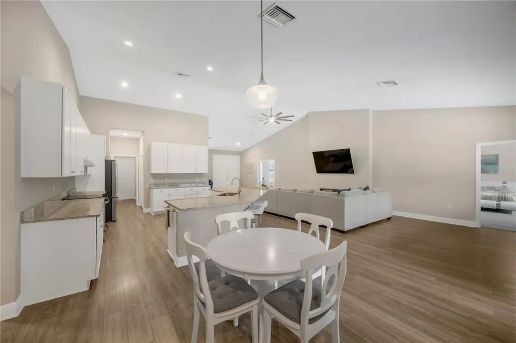 10920 Flint Estates Drive Thonotosassa FL 33592