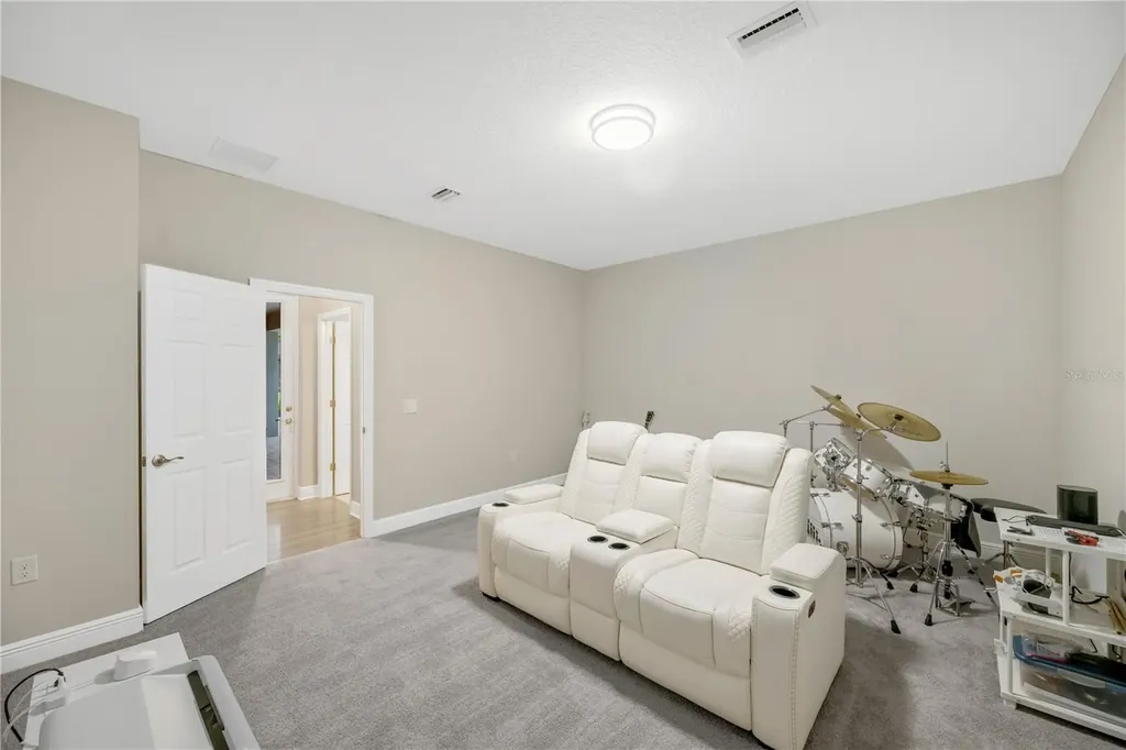10920 Flint Estates Drive Thonotosassa FL 33592