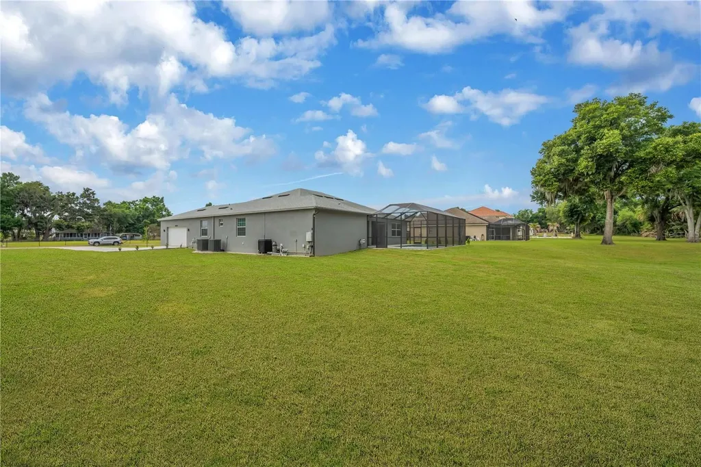 10920 Flint Estates Drive Thonotosassa FL 33592