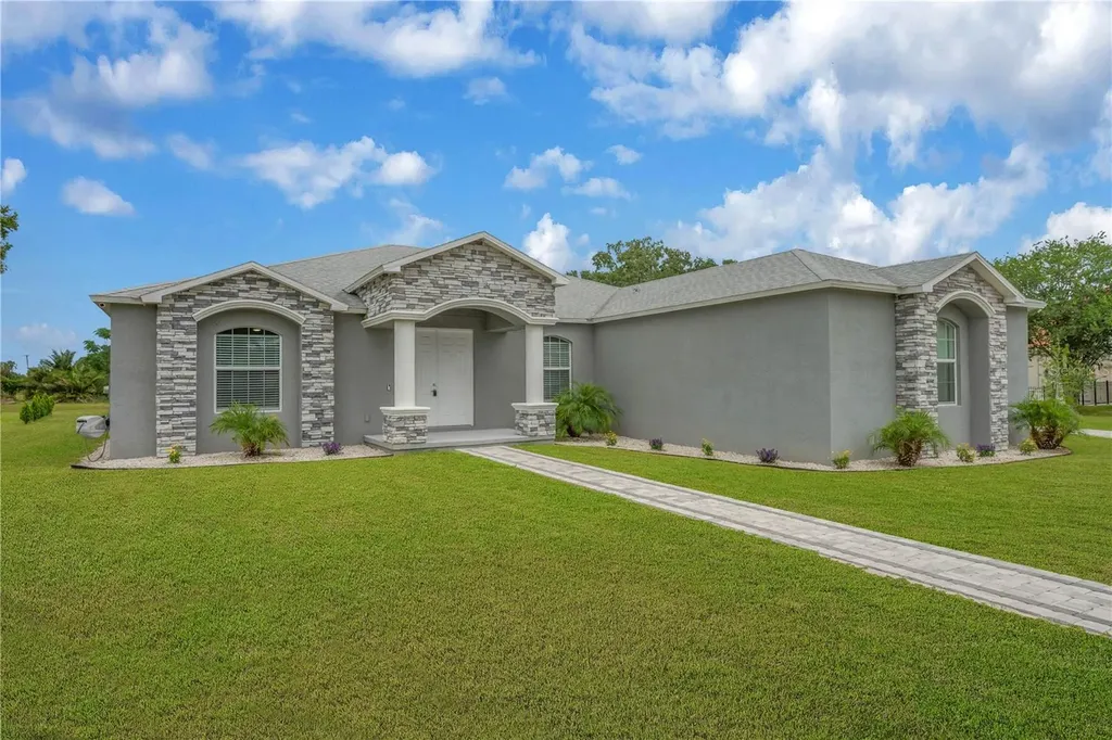 10920 Flint Estates Drive Thonotosassa FL 33592