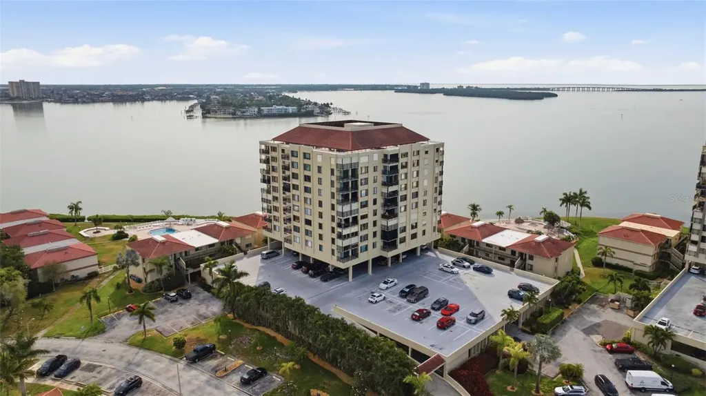 6322 Palma Del Mar Boulevard S St Petersburg FL 33715