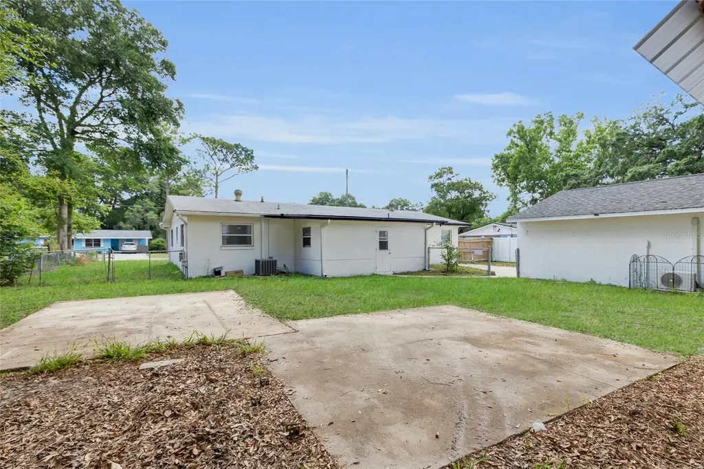 3412 NE 22nd Court Ocala FL 34479