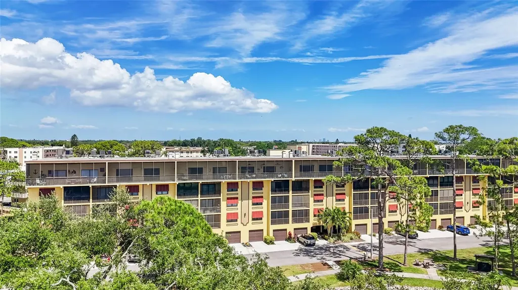 5775 Park Street N St Petersburg FL 33709